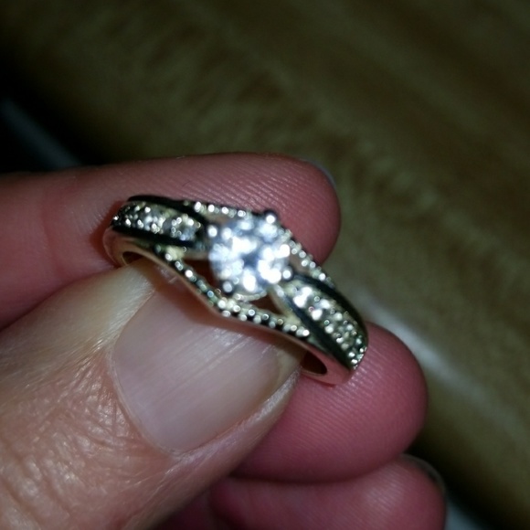 Sold - Picture 4 of 6